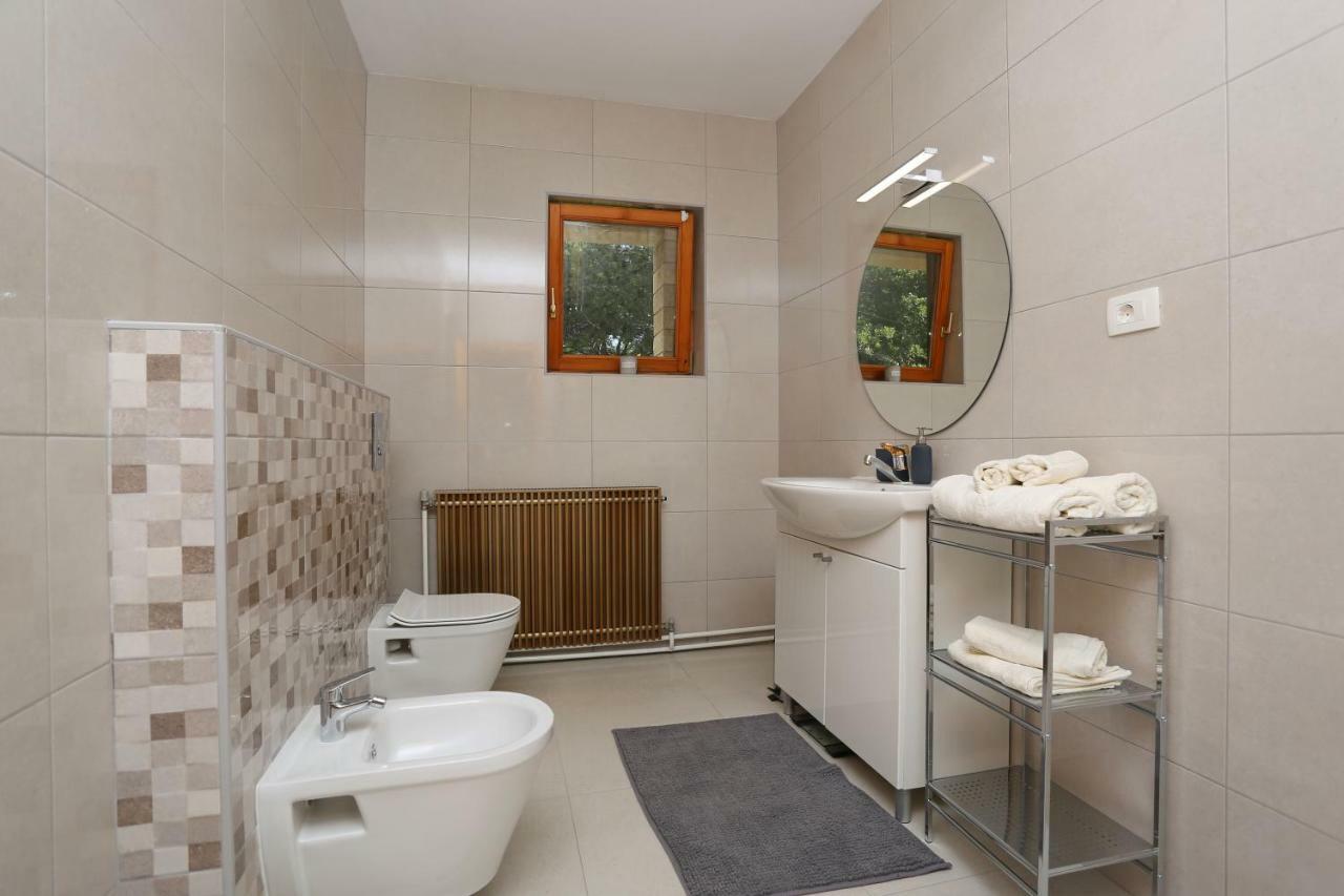 House Pauline Apartment Лабин Екстериор снимка